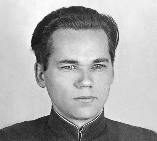 "Русский самородок". Жена Калашникова об итогах конкурса на автомат в 1947 году: "Твоя стрелялка выиграла!" (2019)