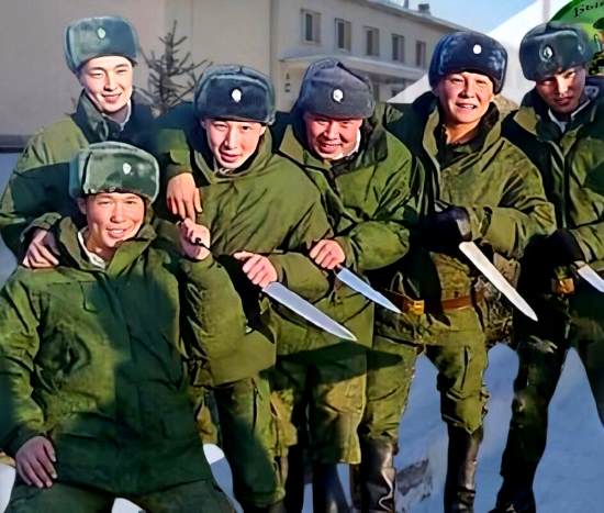 Самая криминальная воинская часть России. Бунты в ней усмирял спецназ ФСБ, а смертность срочников ставит рекорды каждый год (2020)