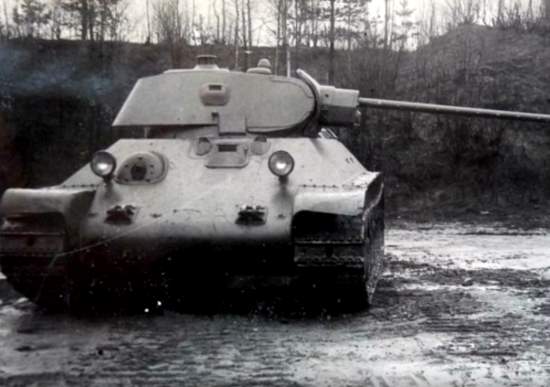 Самая редкая модификация Т 34, которая уже в 1941 пробивала бы "Тигров" (2020)