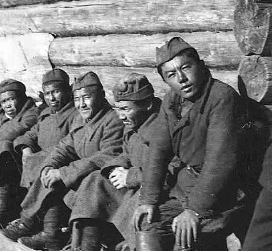 Сколько стоила бронь от войны? Самая позорная страница Великой Отечественной (2019)