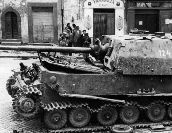 "Слоны" Фердинанда Порше в неволе. Эти САУ самоуничтожались чаще чем кого то подбивали (2020)