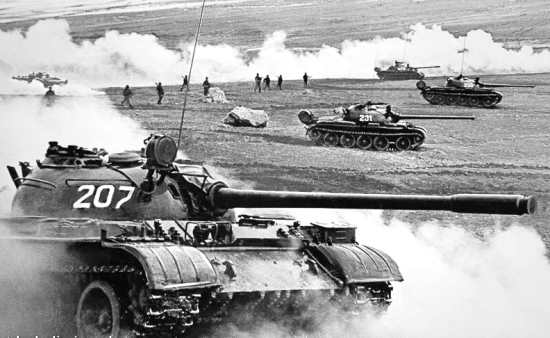 Советские танки НИКОГДА не были плохими! Запад действительно их очень боялся (2022)