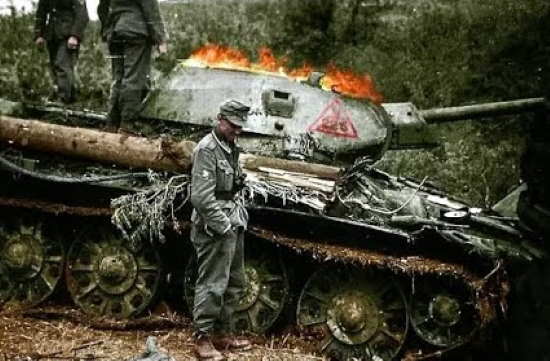 Сражение за город Остров. Забытая атака 300 советских танков 5 июля 1941 (2021)