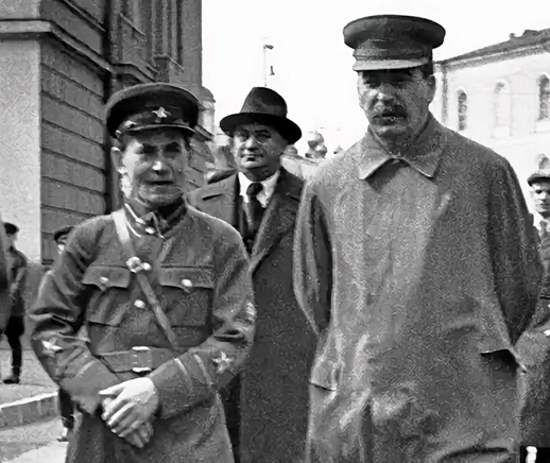 Сталин сам "висел на волоске" во время репрессий 1937-1938. Секретный архив, который РВАНЕТ КАК БОМБА и изменит всю советскую историю (2021)