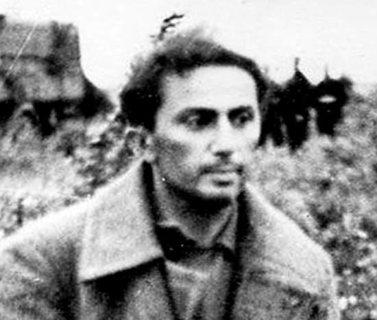 Тайна пропавшего старшего сына Сталина Якова. Мы знаем его по фразе Сталина: &laquo;Я солдата на фельдмаршала не меняю&raquo; (2020)
