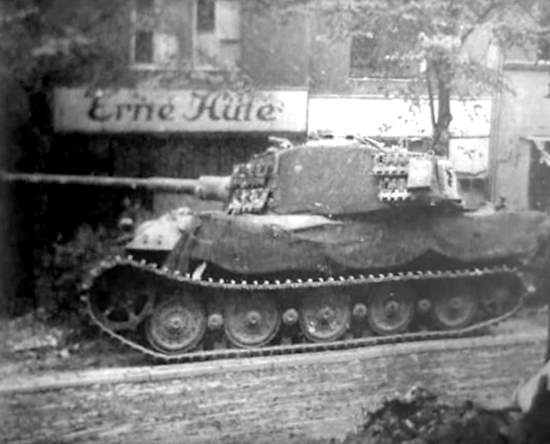 "Тигр" на котором Мартин Борман и сподвижники Гитлера прорывались из Берлина в 1945. Далеко они уехали? (Алексей Исаев, 2020)