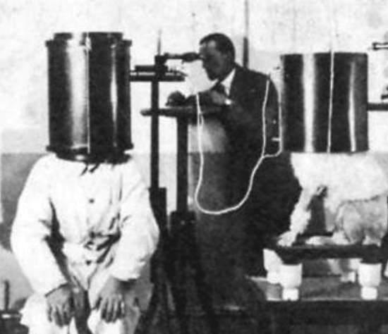 Улика из прошлого. Тайна чудовищного опыта над узниками немецких концлагерей, который касается всех нас и сегодня (2020)