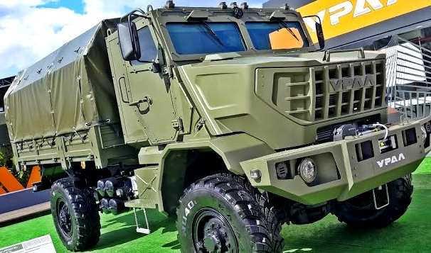 Урал-66. Новая ЛЕГЕНДАРНАЯ "ШИШИГА" для Российской армии. Две причины почему за этим грузовиком будущее (2021)