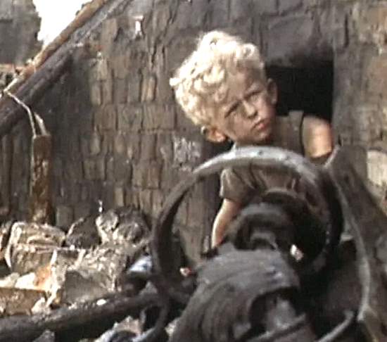 Ужасы бомбардировки Дрездена сильно преувеличены. Алексей Исаев развевает миф и называет два парадокса этой истории (2020)