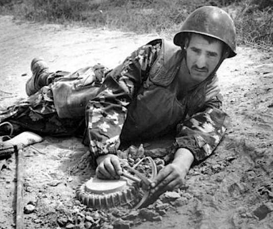 Загадка противотанковой мины TS-6 в Афганистане, которая поставила в тупик советских саперов (2021)