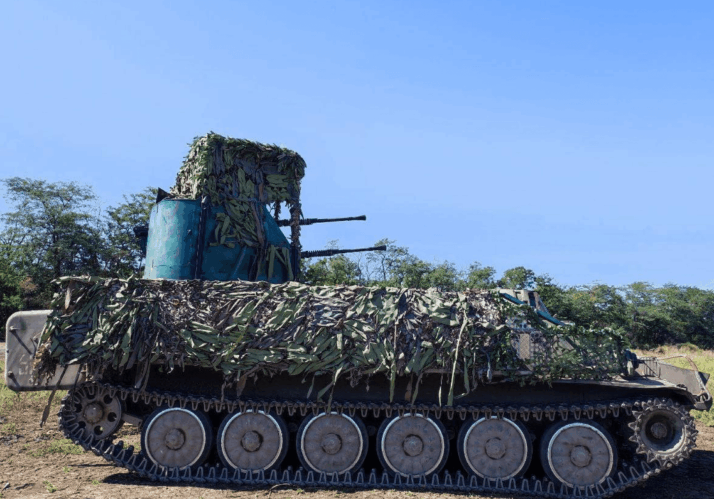 11.07.2024 Битва в многоэтажной застройке Волчанска: танки наносят удары по противнику. ВС РФ прорвались через реку Волчья в южной части города. Горячие новости с фронта Украины! (13 видео)