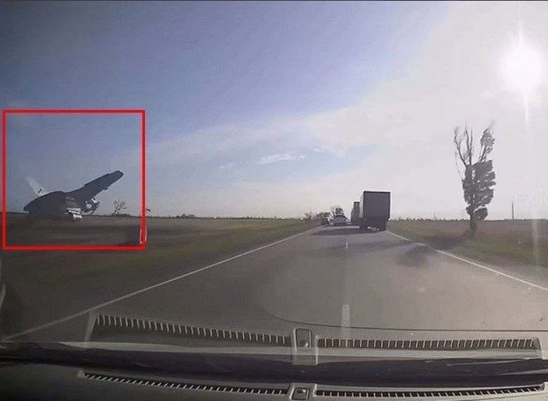 18.10.2026 Жесткий ПРИКАЗ Верховного Герасимову сносить мосты и энергетику Украины: 23 баллистические ракеты разнесли «Запорожсталь», города врага оставят без тепла и воды (10 видео)