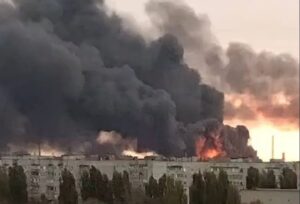 30.10.2026 Атака на Новокуйбышевский НПЗ СОРВАЛА дизельную сделку с США: Белый дом лишится дизеля из-за налёта ВСУ. Термобарический АД под Сумами. Сводка боевых действий (16 видео)